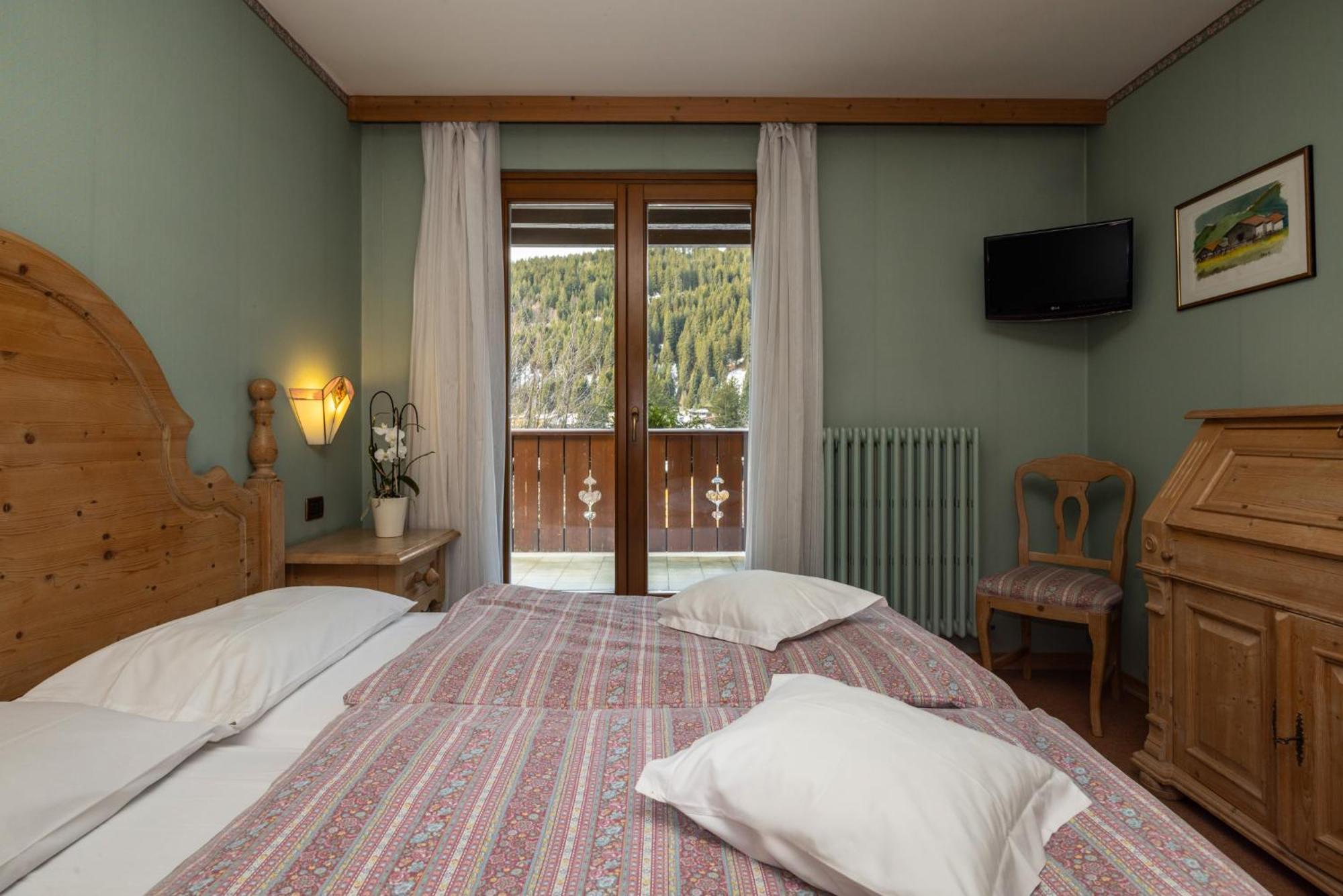 Hotel Garni Norma 마돈나 디 캄필리오 외부 사진