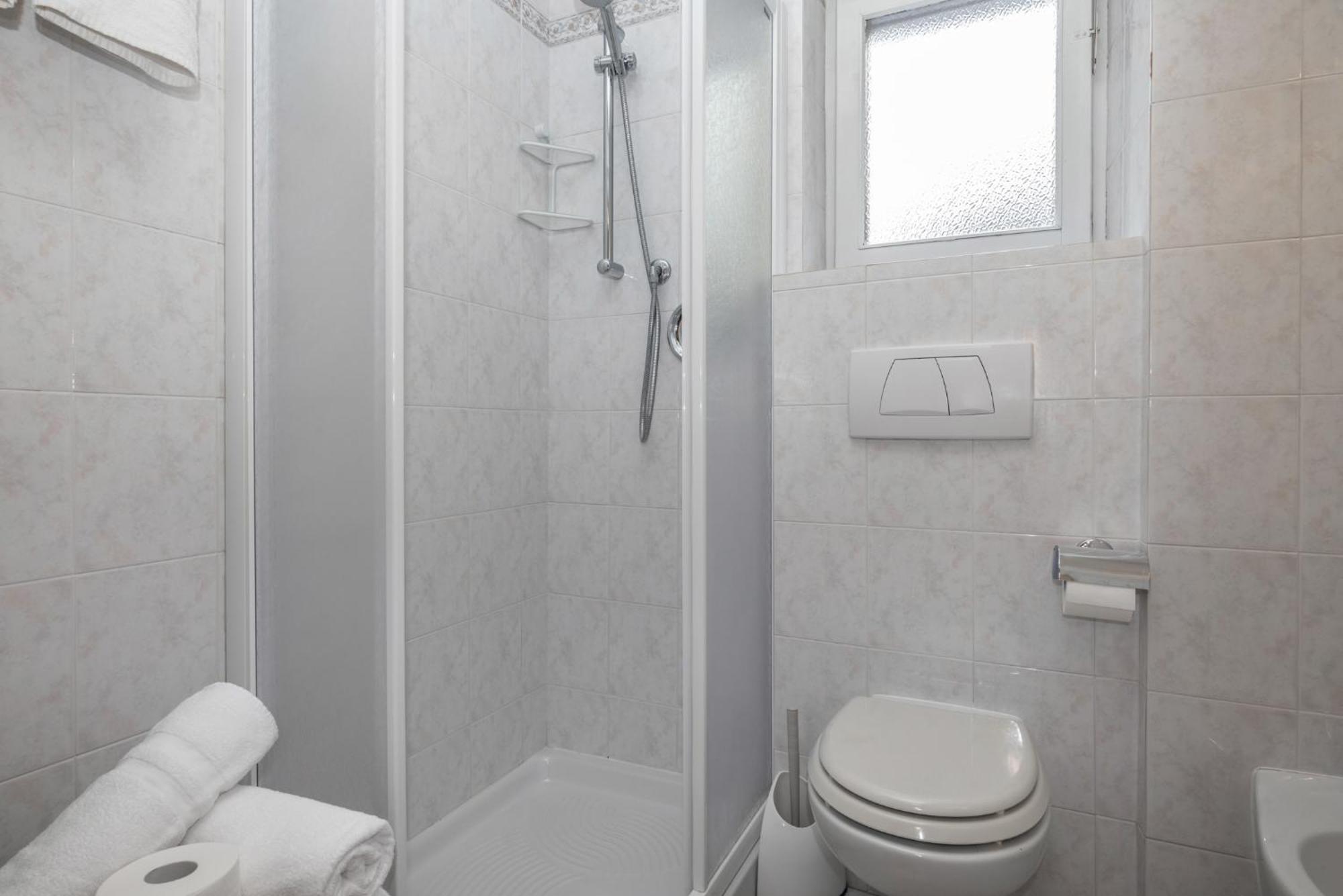 Hotel Garni Norma 마돈나 디 캄필리오 외부 사진