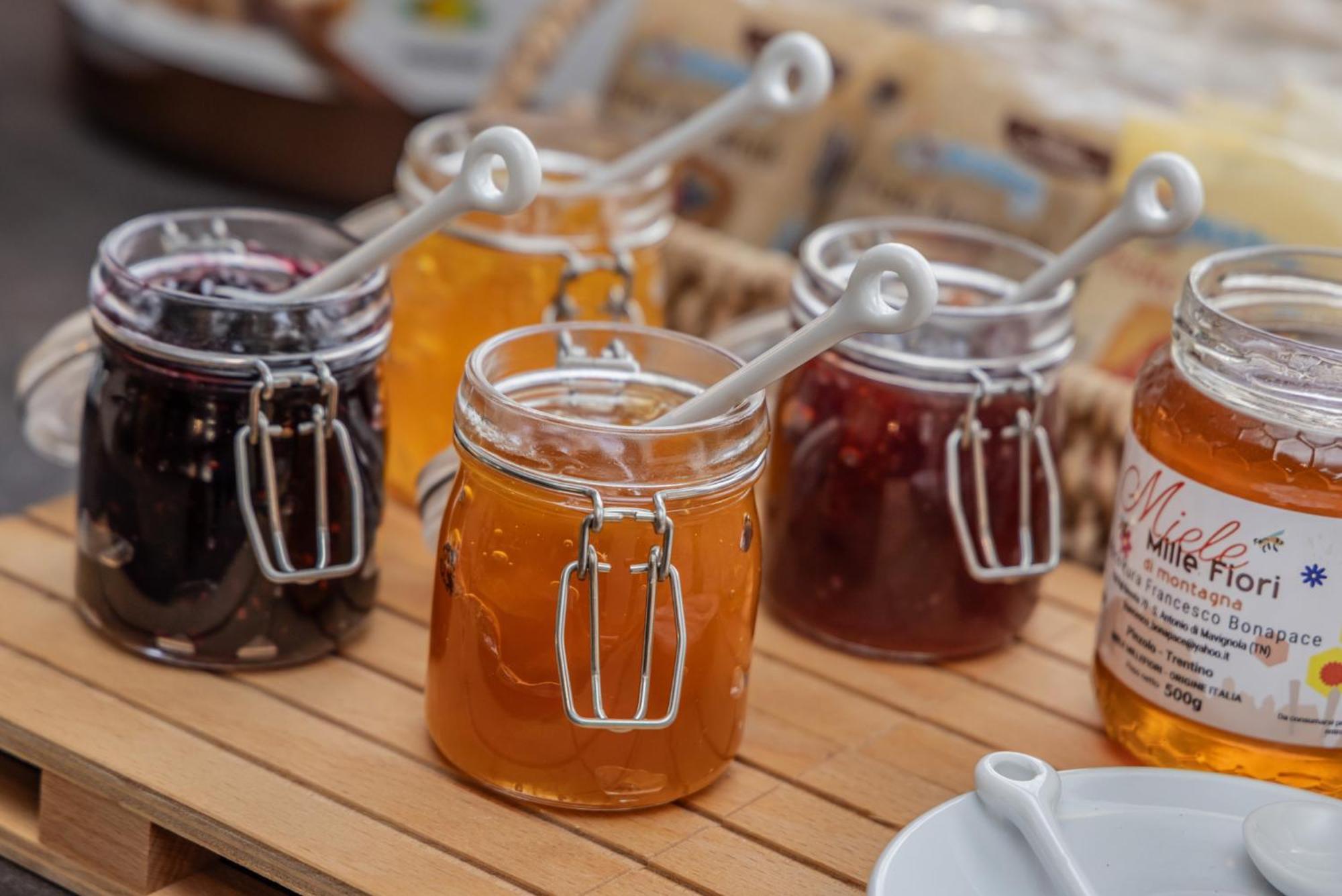 Hotel Garni Norma 마돈나 디 캄필리오 외부 사진